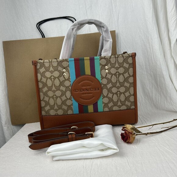 NWT Coach C5793 Dempsey Tote 40 In Signature Jacquard With Stripe And Patch - Picture 2 of 13